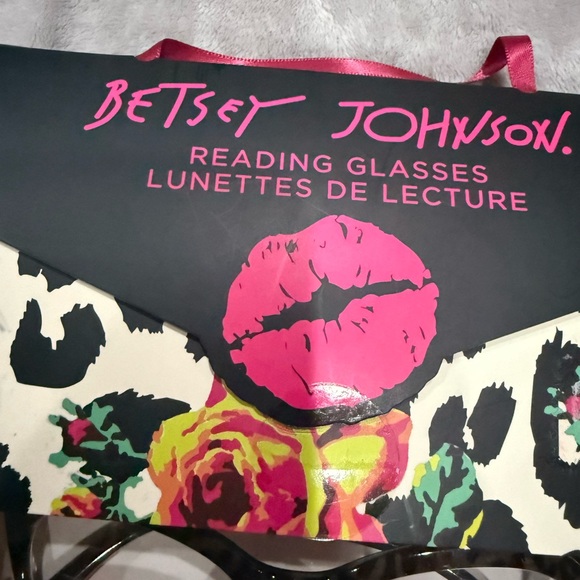 Betsey Johnson Women's Glasses Trio - Black, Pink, Brown +1.50 - Picture 3 of 5